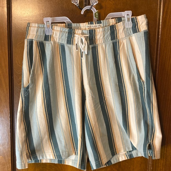 SUPER SOFT SHORTS FROM THE FREE PLANET BRAND‼️ - Picture 1 of 4